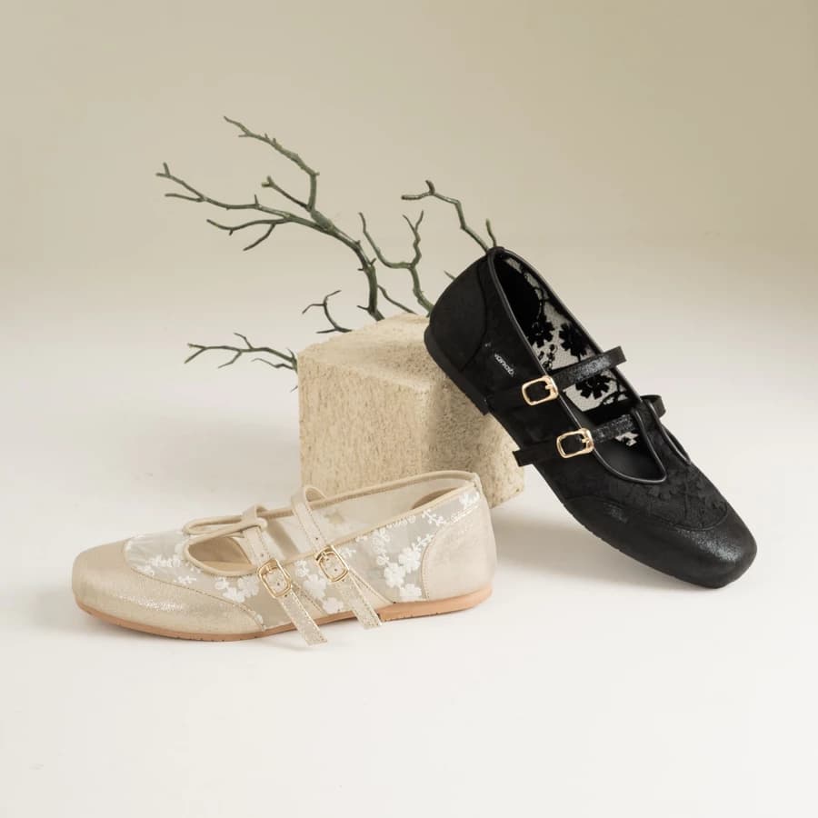 Faye Flatshoes Sepatu Wanita (Black - Beige) New Lace