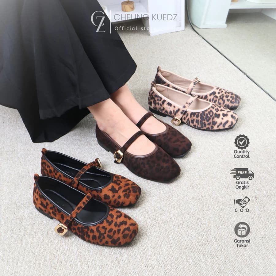 Cheung Kuedz Niklaus Flat Shoes Wanita Motif Leopard Strap Beltt